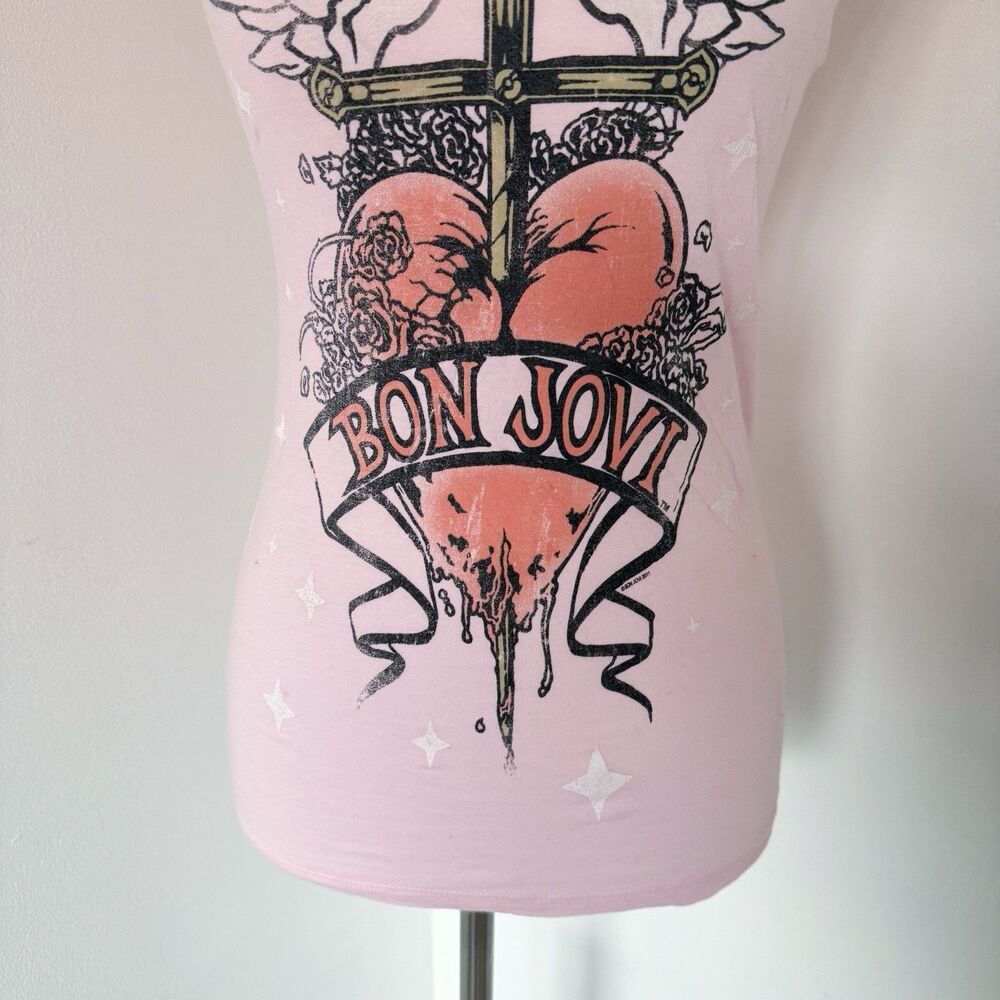 Women's Bon Jovi Baby Tee Shirt Top Pink Heart Dagger Wings Cross Pink Size S - Picture 10 of 16